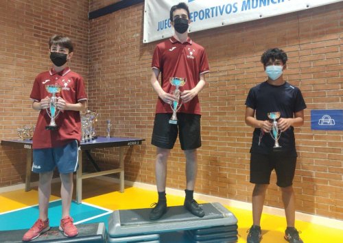 Podio Infantil Campeonato escolar 2021